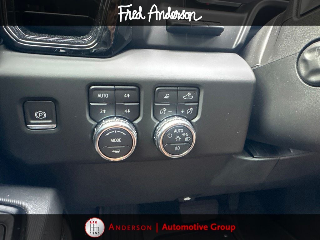 2024 GMC Sierra 1500 AT4X