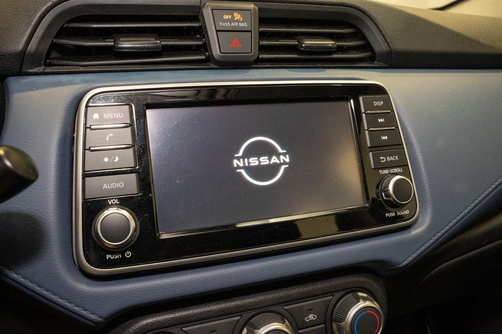 2023 Nissan Versa 1.6 SV