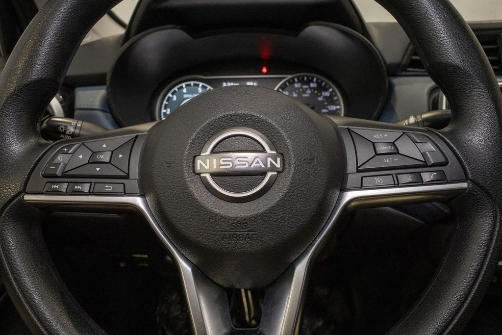 2023 Nissan Versa 1.6 SV