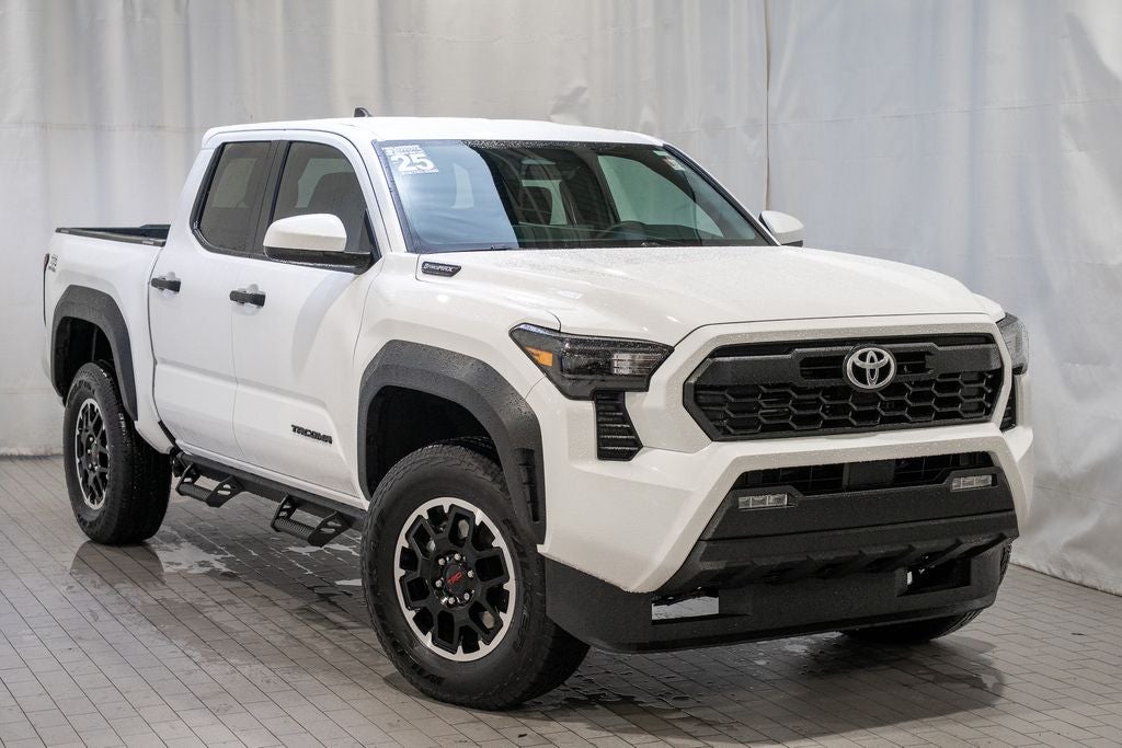 2025 Toyota Tacoma Hybrid TRD Off Road