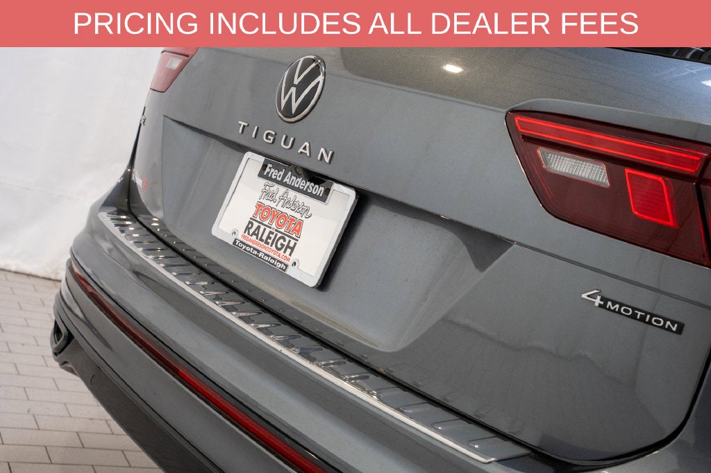 2022 Volkswagen Tiguan 2.0T SE R-Line Black