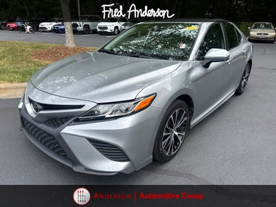 2019 Toyota Camry SE