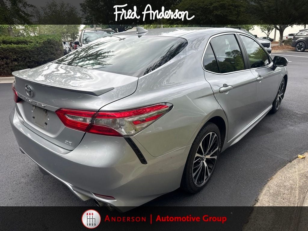 2019 Toyota Camry SE