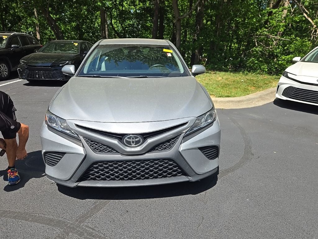 2018 Toyota Camry SE