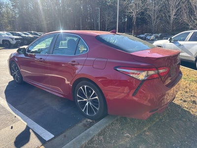2019 Toyota Camry SE