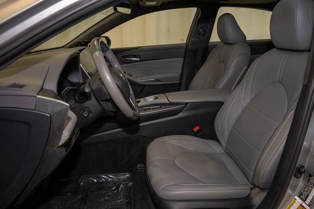 2019 Toyota Avalon Hybrid Limited