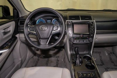 2017 Toyota Camry Hybrid XLE