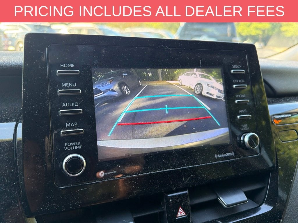 2022 Toyota Camry Hybrid LE