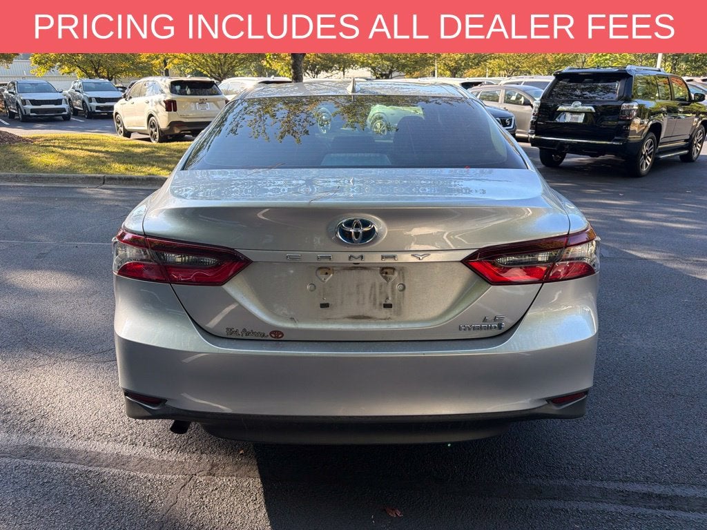 2022 Toyota Camry Hybrid LE