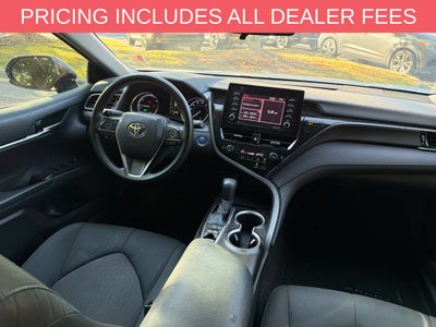 2022 Toyota Camry Hybrid LE