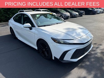 2025 Toyota Camry SE