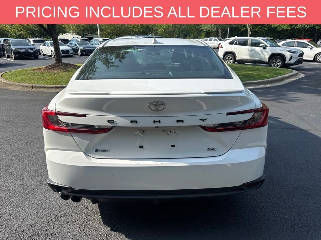 2025 Toyota Camry SE