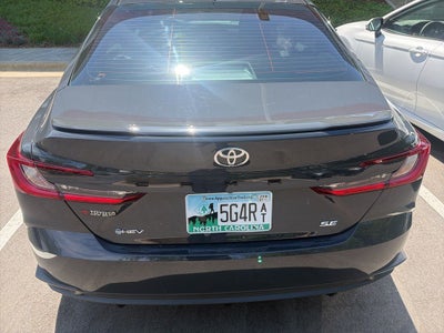 2025 Toyota Camry SE