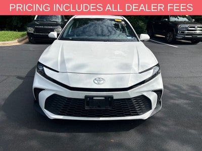 2025 Toyota Camry SE