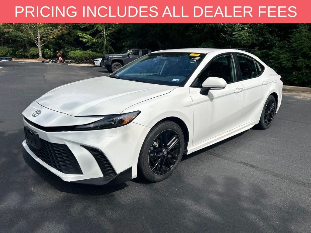 2025 Toyota Camry SE