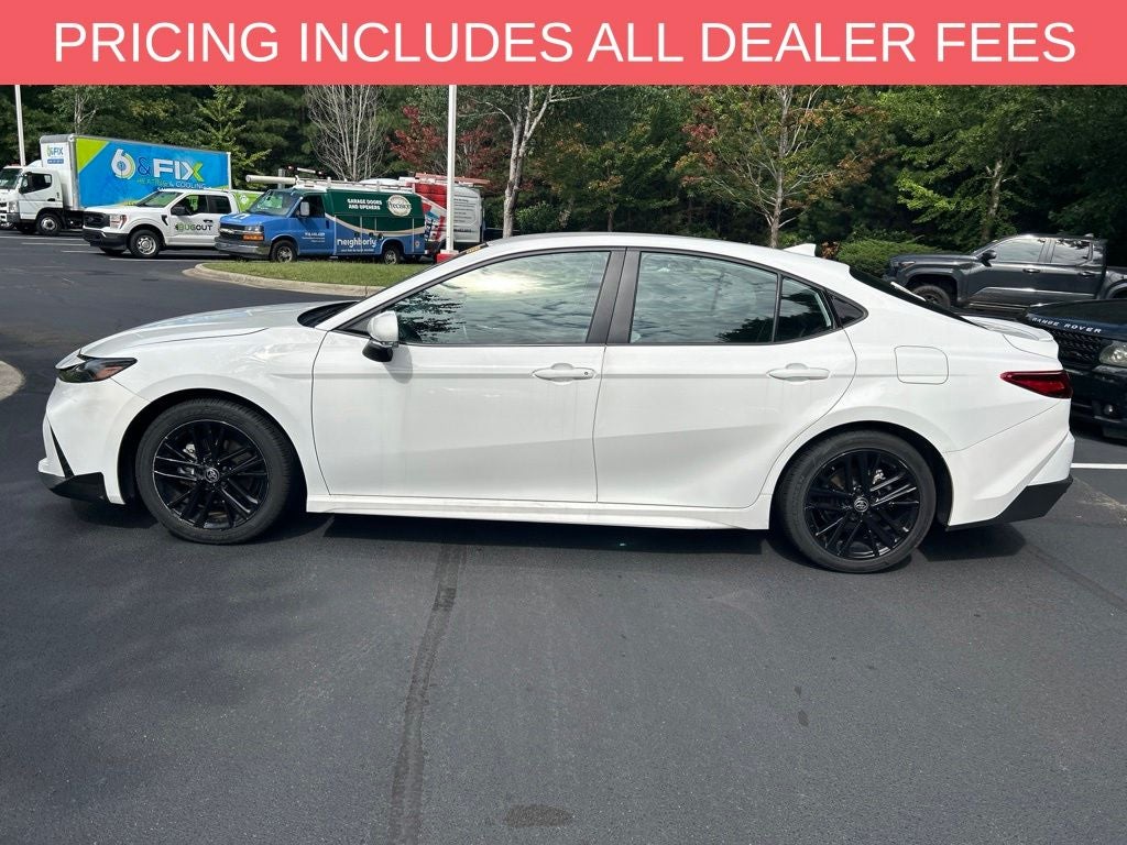 2025 Toyota Camry SE