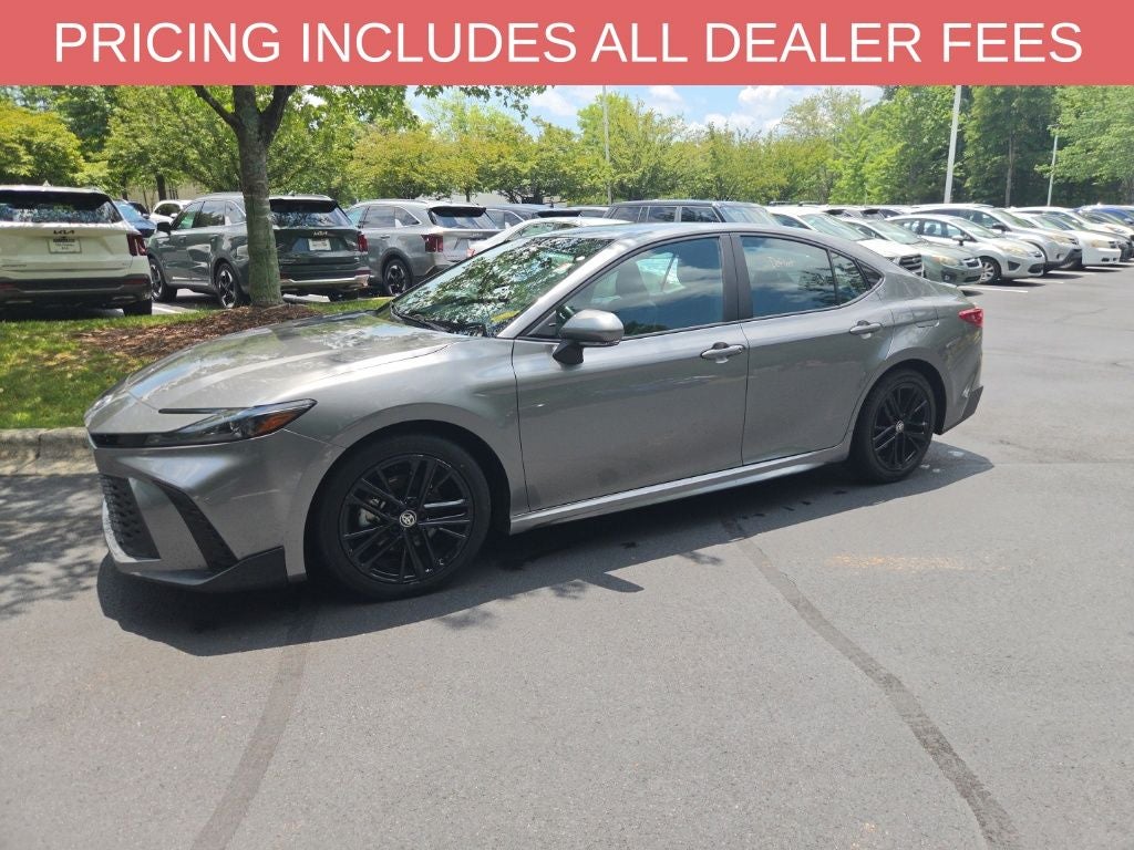 2025 Toyota Camry SE