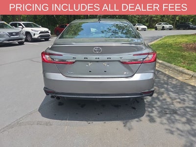 2025 Toyota Camry SE