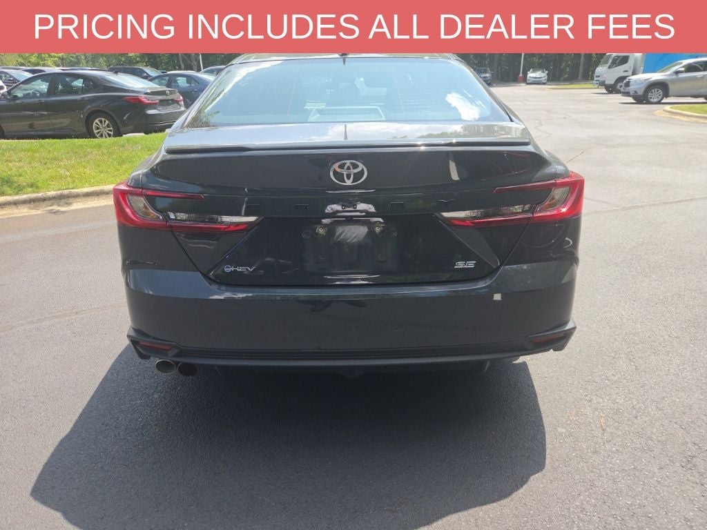 2025 Toyota Camry SE