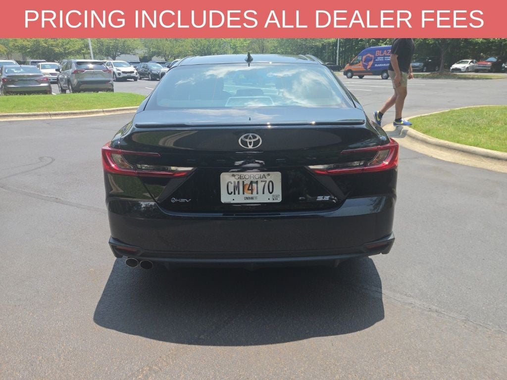 2025 Toyota Camry SE