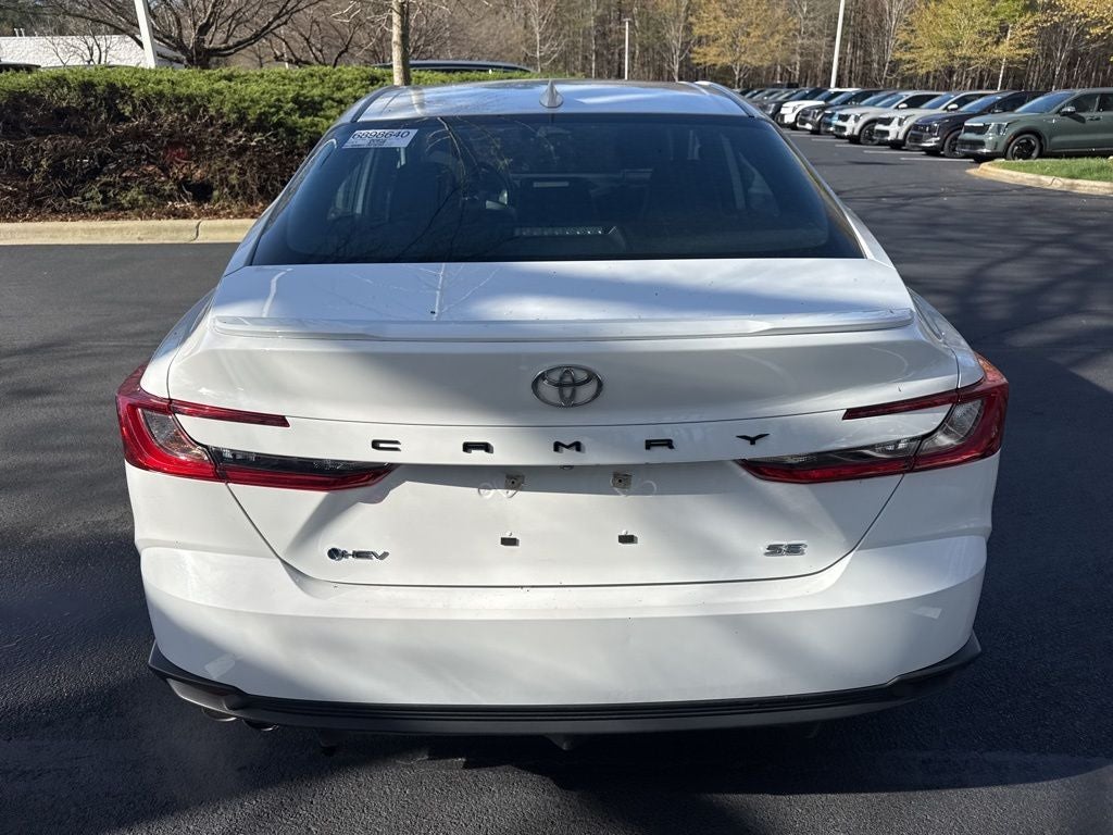 2025 Toyota Camry SE