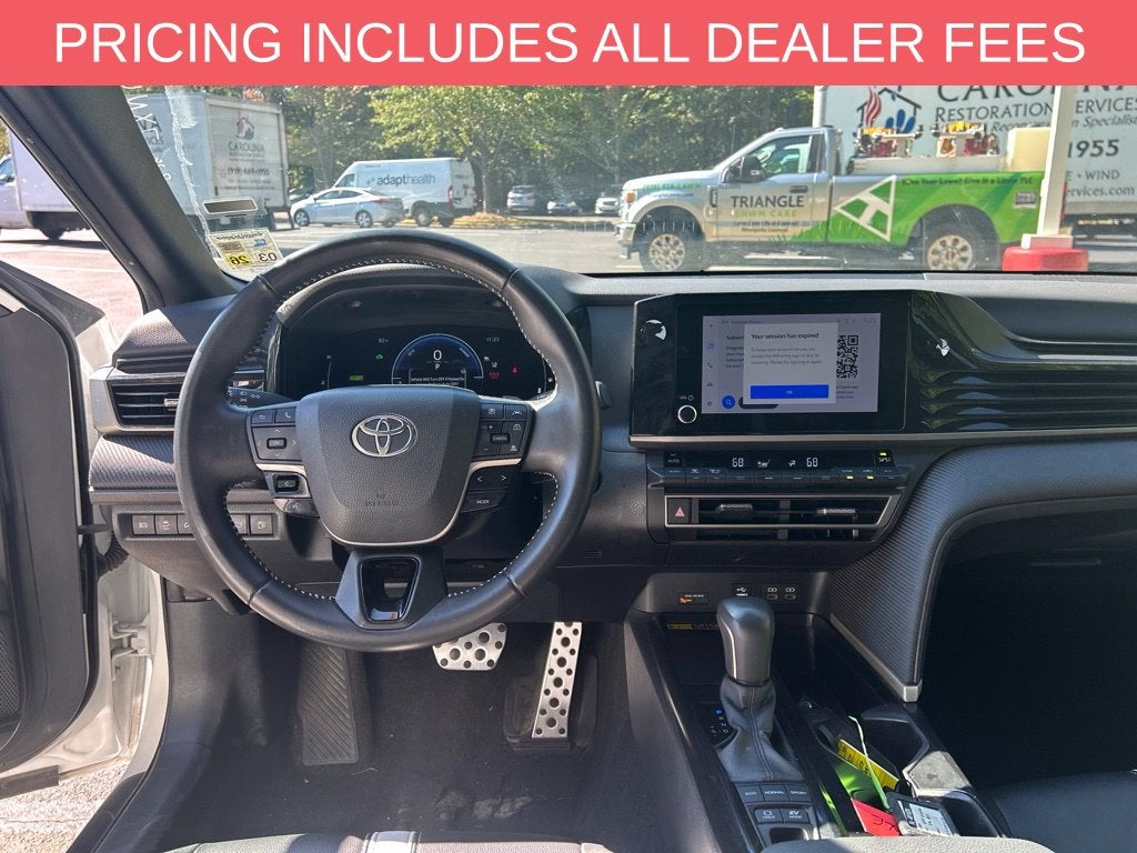 2025 Toyota Camry SE