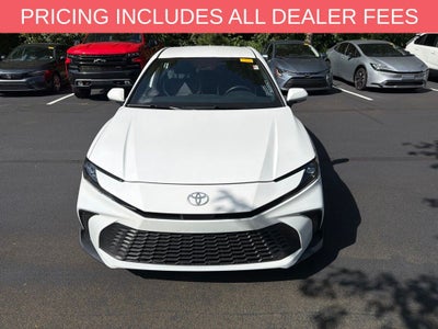 2025 Toyota Camry SE