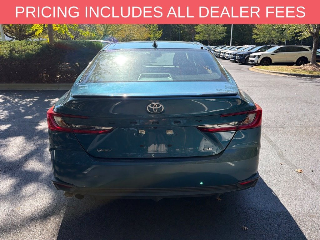 2025 Toyota Camry SE