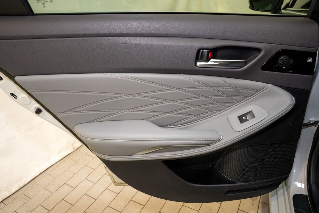 2022 Toyota Avalon Limited