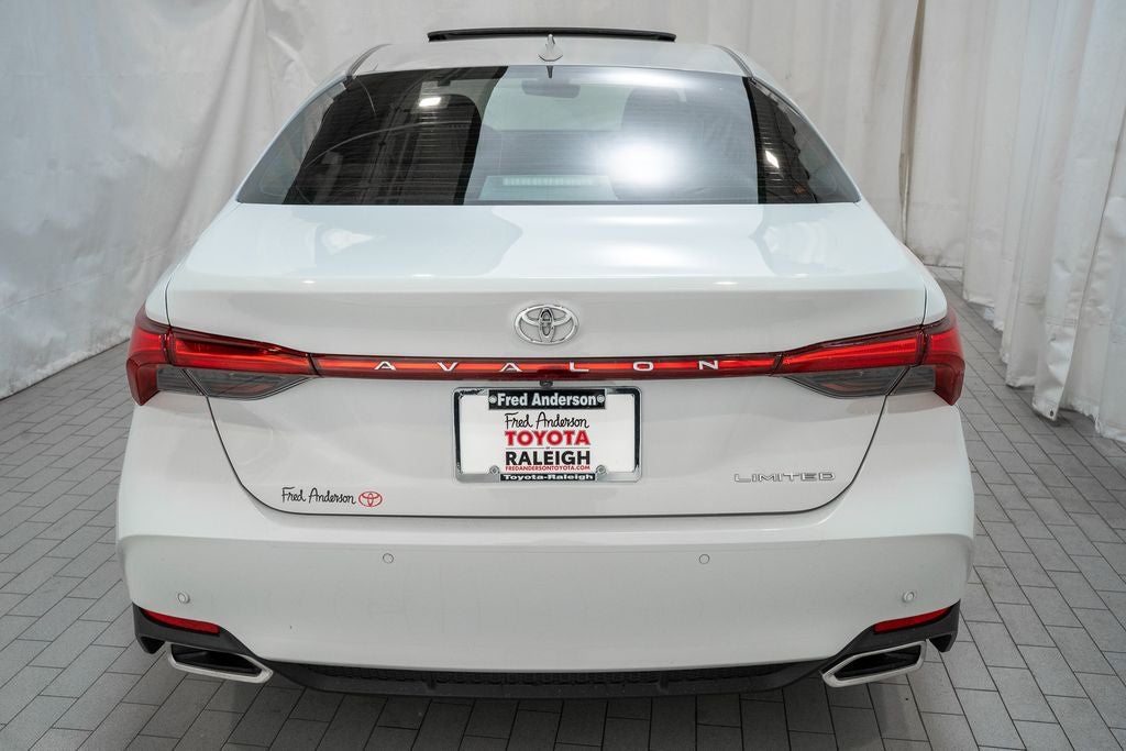 2022 Toyota Avalon Limited