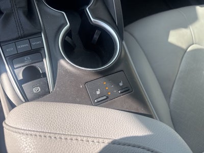 2023 Toyota Camry XLE