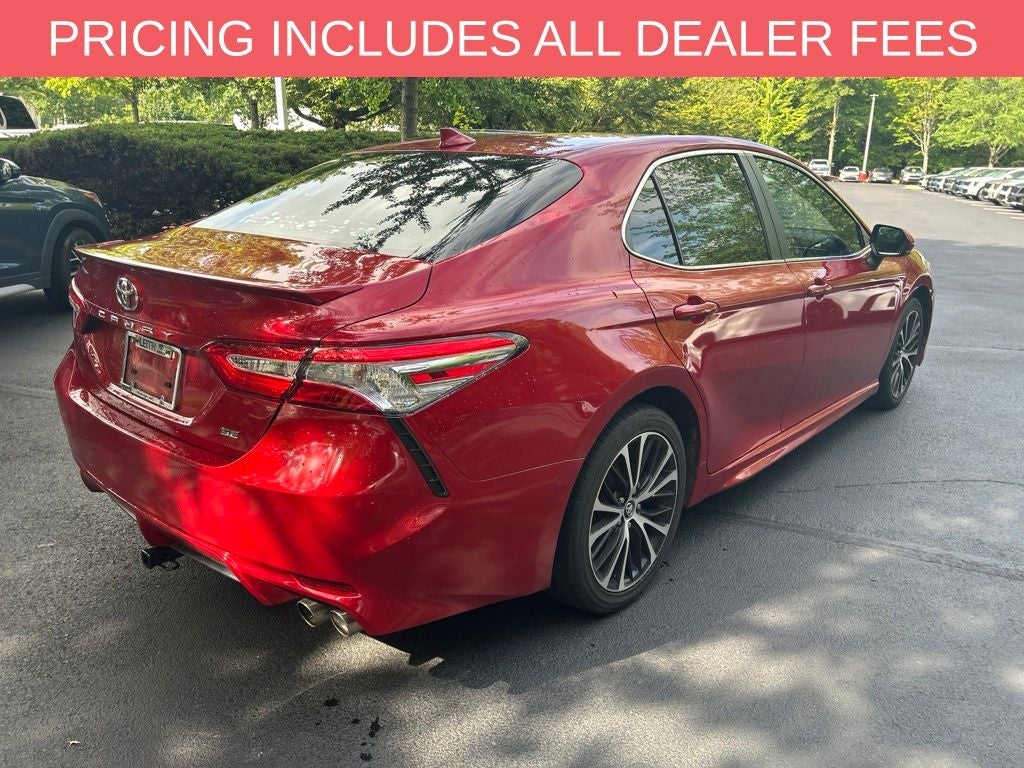 2020 Toyota Camry SE