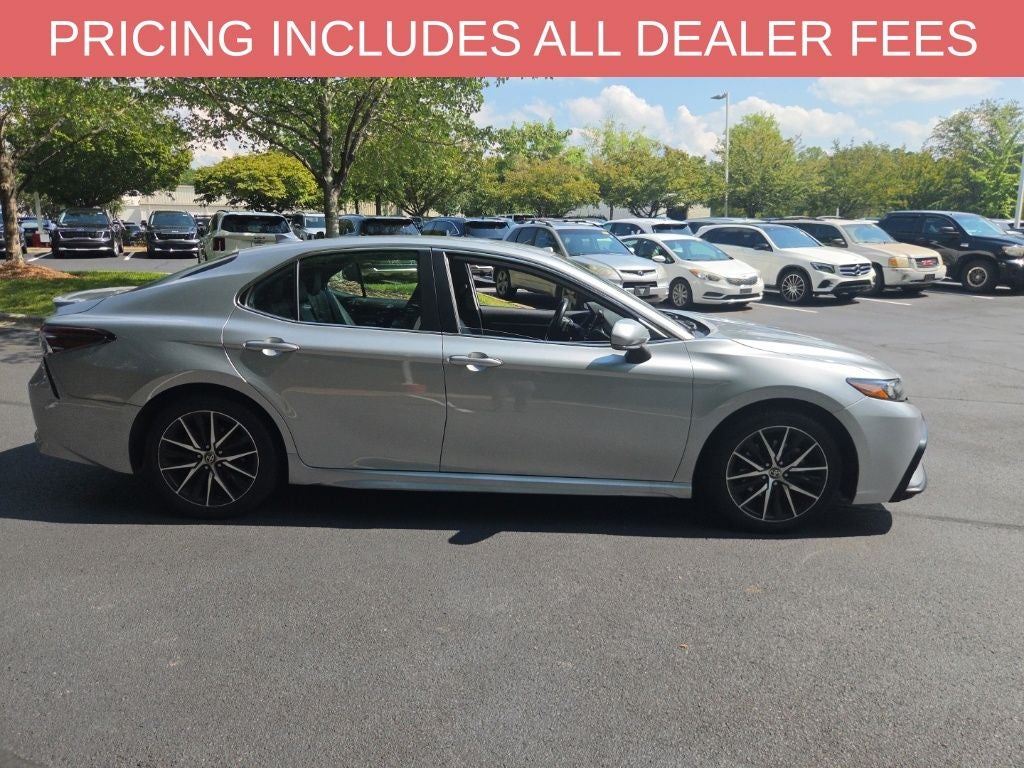 2023 Toyota Camry SE
