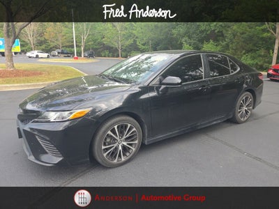 2020 Toyota Camry SE