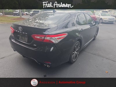 2020 Toyota Camry SE