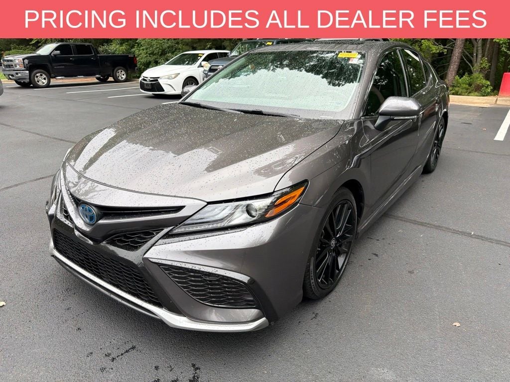 2022 Toyota Camry Hybrid XSE