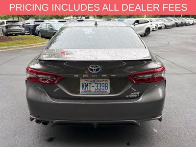 2022 Toyota Camry Hybrid XSE
