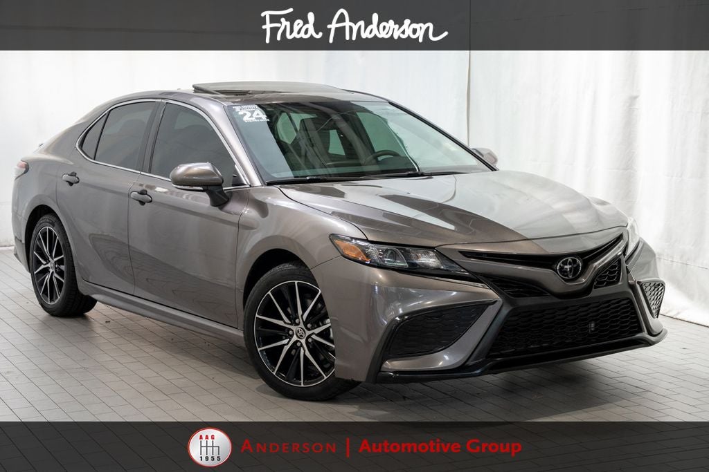 2024 Toyota Camry SE