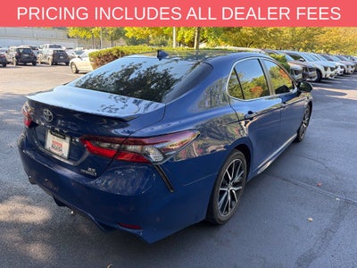 2023 Toyota Camry Hybrid SE