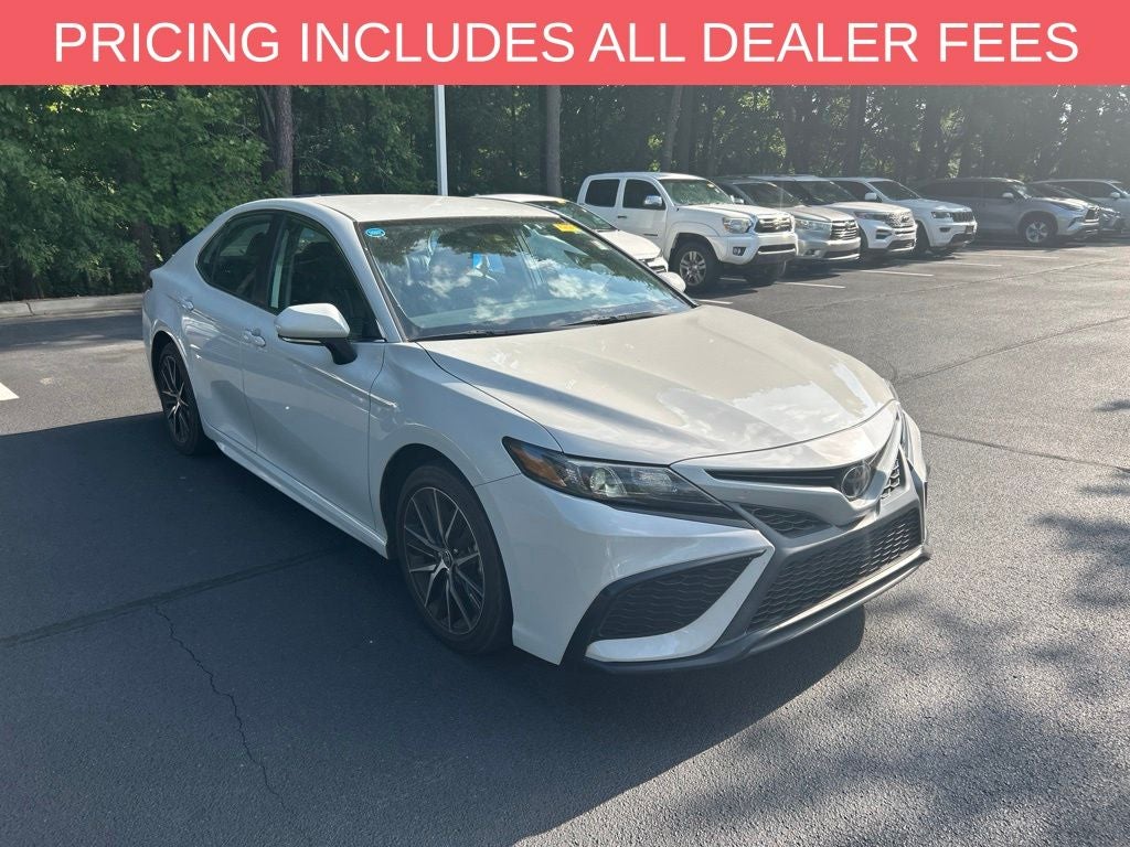 2024 Toyota Camry SE