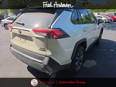 2022 Toyota RAV4 Hybrid XLE Premium
