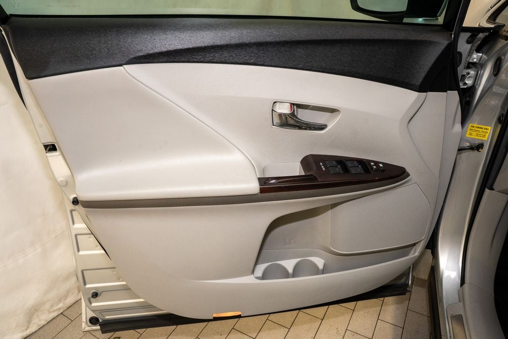 2012 Toyota Venza LE