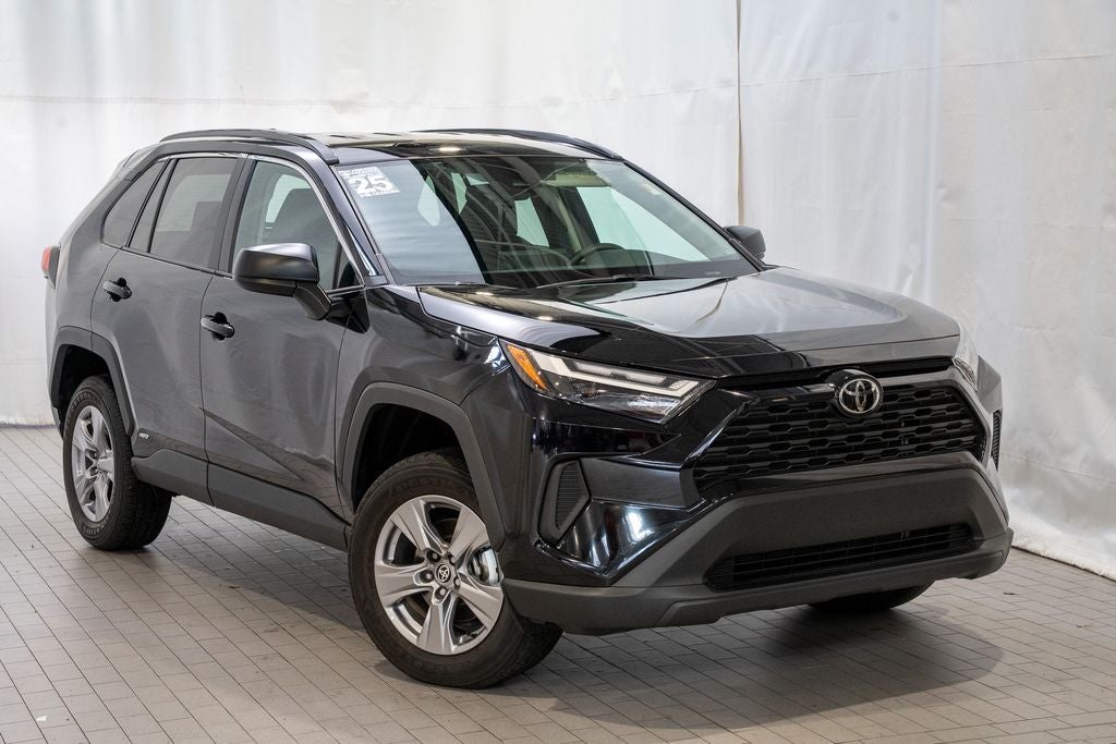 2025 Toyota RAV4 Hybrid LE