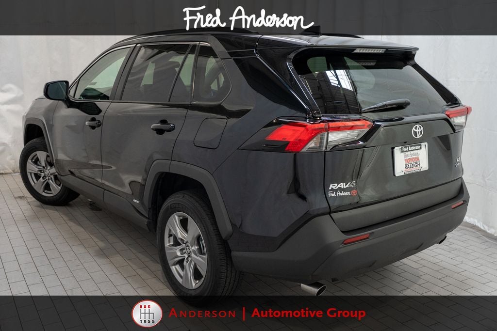 2025 Toyota RAV4 Hybrid LE