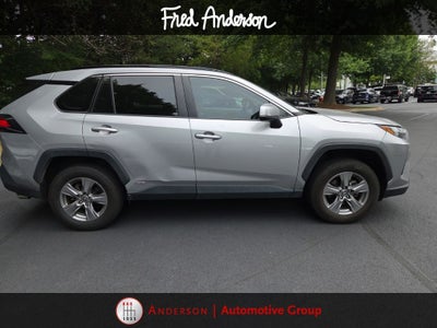 2022 Toyota RAV4 Hybrid XLE