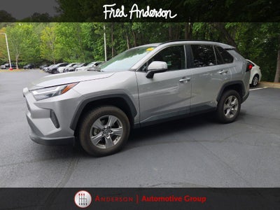 2022 Toyota RAV4 Hybrid XLE