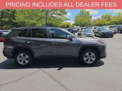 2022 Toyota RAV4 Hybrid XLE