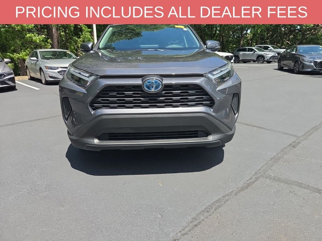2022 Toyota RAV4 Hybrid XLE