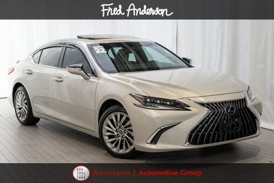 2022 Lexus ES 300h Ultra Luxury