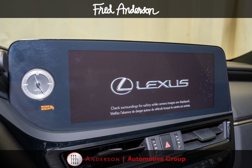 2022 Lexus ES 300h Ultra Luxury